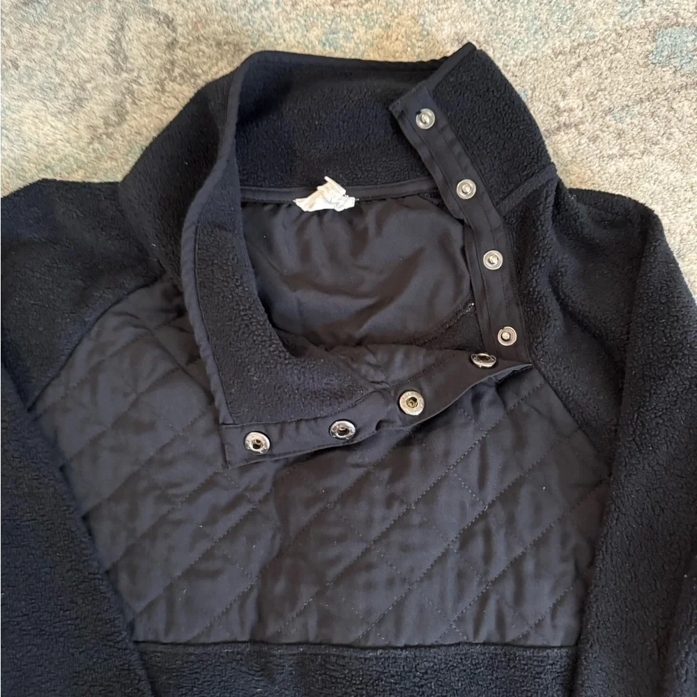 Cozy black snap pullover - Picture 2 of 3